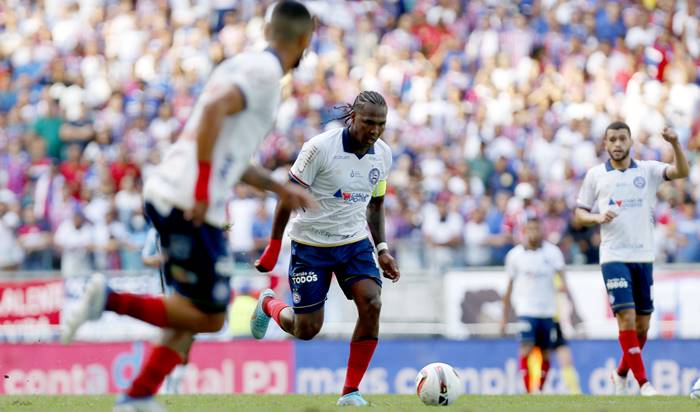 Dois jogadores do Bahia integram a Seleção da 16ª rodada da Série B