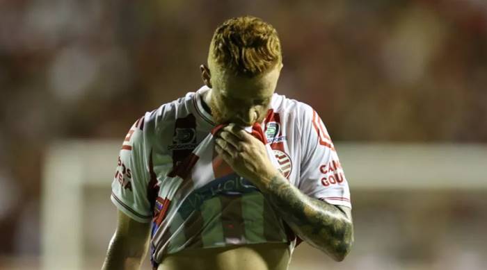 Souza lamenta revés na reestreia e quer vitória sobre o Bahia para tirar o Náutico do Z-4