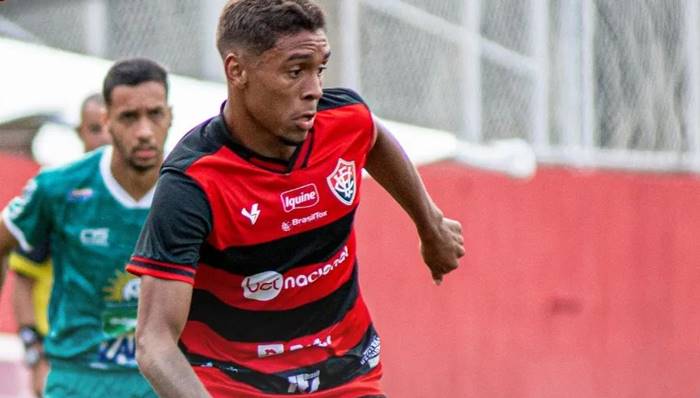 Após acesso com time mineiro, atacante é emprestado pelo Vitória ao Gama