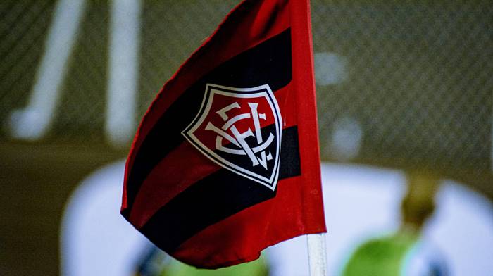 Vitória adia eleição presidencial para o dia 17 de setembro