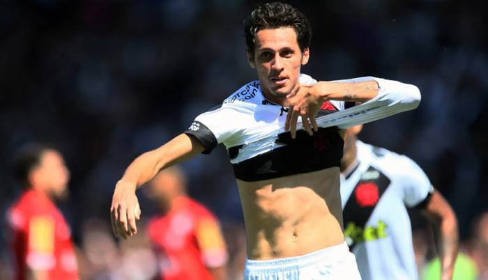 Vasco deve ter retorno de volante para visitar o Bahia na Fonte Nova