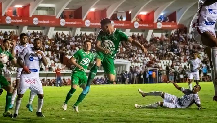 Ex-Bahia, Xandão quer ritmo intenso da Chapecoense no 2º turno da série B