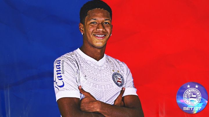 Bahia oficializa renovação de contrato do lateral-direito André