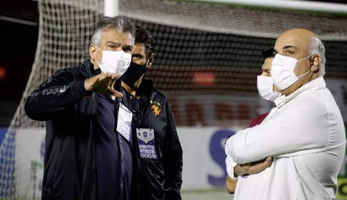 Após vencer o Bahia, diretoria do Sport protesta contra arbitragem e cobra CBF