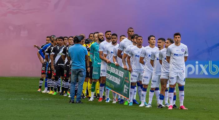 Embalado em casa, Bahia recebe adversário que não vence há 7 jogos fora