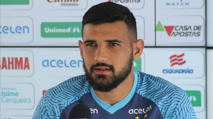 Ignácio celebra temporada individual e admite ansiedade pelo acesso do Bahia