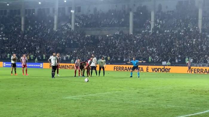 Vasco goleia o Náutico e ganha novo respiro no G-4 da Série B