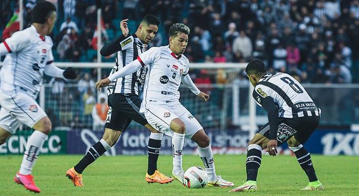 Vitória perdeu apenas um nos últimos oito jogos como visitante