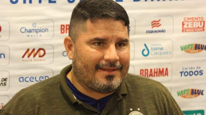 Barroca evita individualizar após ser perguntado sobre atuação de Marcinho
