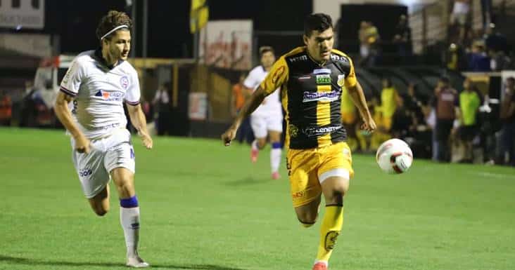 Bahia empata na estreia de Barroca e completa 5 jogos sem vencer na Série B