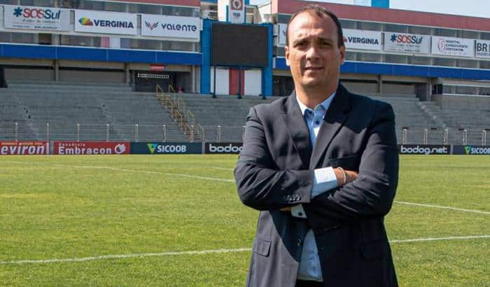 Ex-diretor de futebol do Vitória troca o Confiança pelo Criciúma