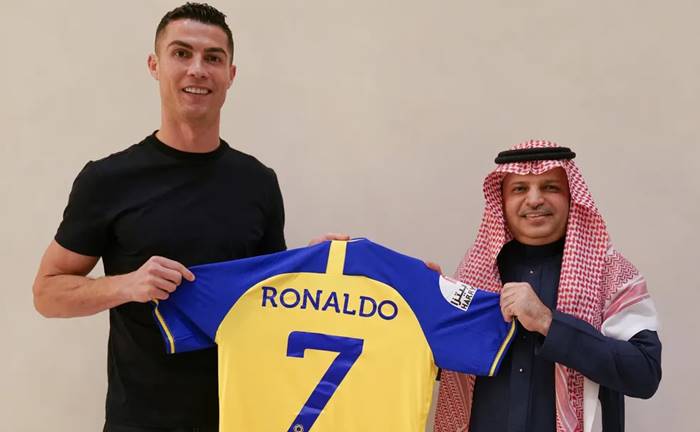 Cristiano Ronaldo é anunciado como novo reforço do Al Nassr