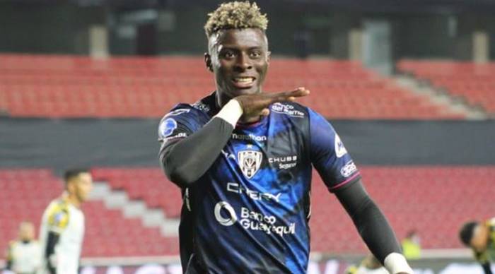 Diretor do Del Valle confirma conversas com o Bahia por lateral