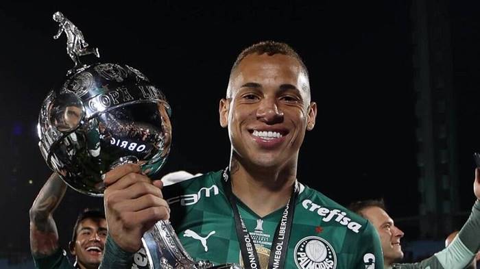 Fortaleza tenta contratar atacante do Palmeiras por empréstimo