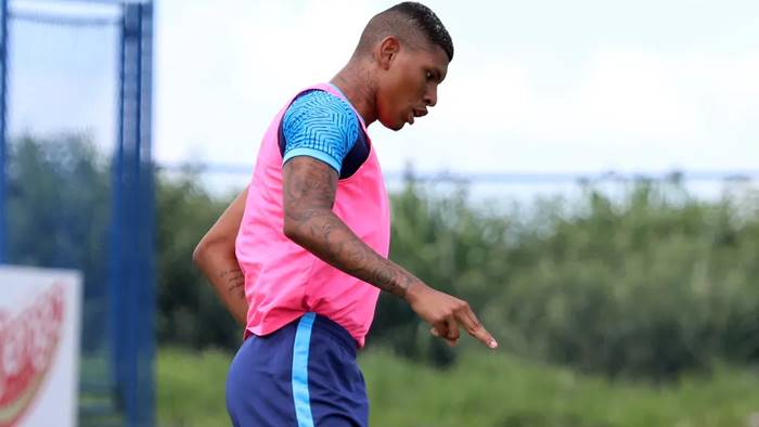 Bahia trabalha para regularizar reforços antes da estreia na temporada