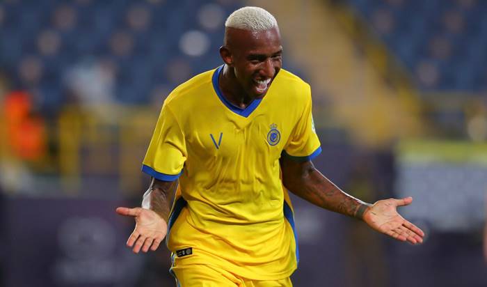 Com CR7 na torcida, Talisca brilha e comanda vitória do Al Nassr