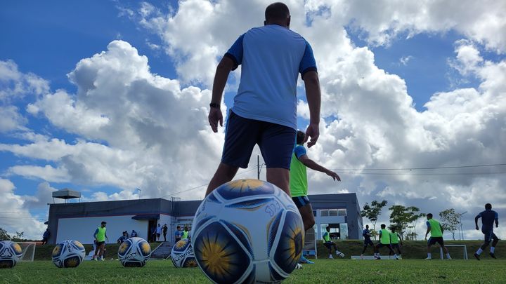 Bahia volta aos treinos nesta terça com foco no Grêmio; Veja agenda