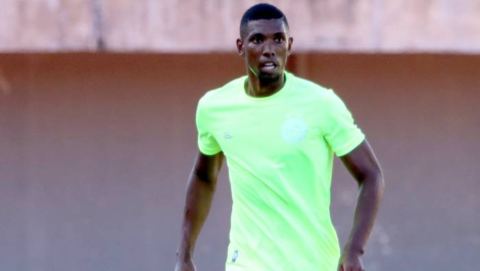 Zagueiro do Bahia despista sobre zaga titular e revela ideia de Paiva