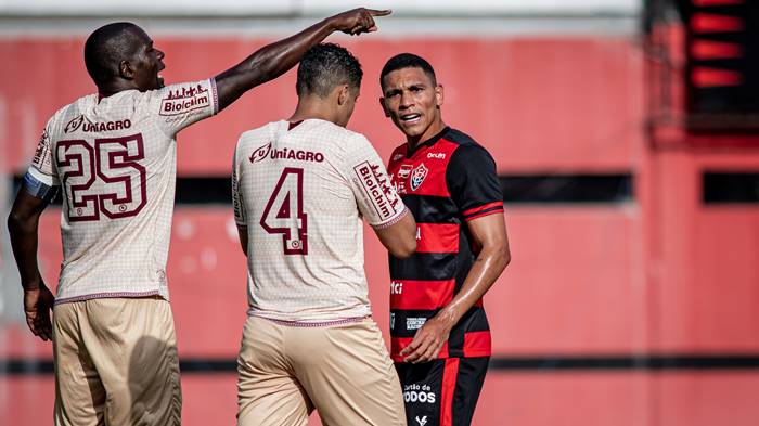 Estreando novo treinador, Vitória faz jogo decisivo contra o Jacuipense