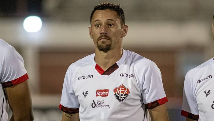 Vitória perde atacante para pegar o Jacuipense, mas pode ter retorno