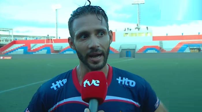 Meia celebra 1ª vitória do Bahia de Feira e projeta batalha contra o Bahia