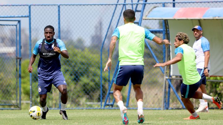 Com volta de lateral, Bahia fecha preparação para enfrentar o Jacuipense