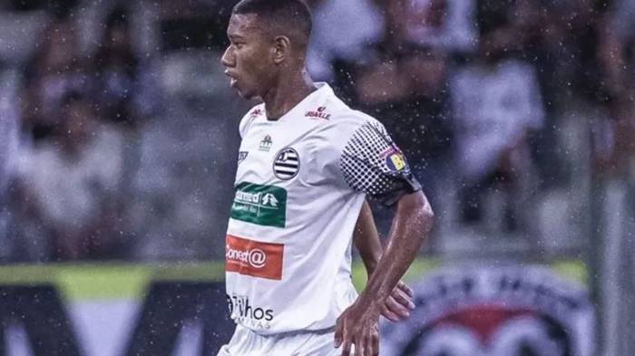 Vitória acerta contratação de zagueiro para a equipe sub-20