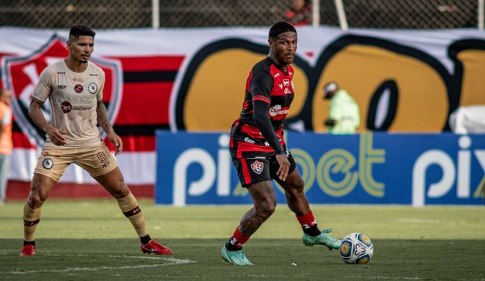 Volante recebe proposta de clube japonês e deve deixar o Vitória