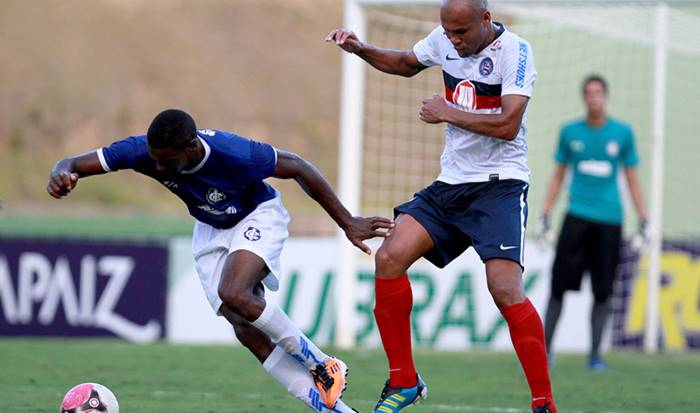 Goleada e show de Souza: relembre o último Bahia x Itabuna em Salvador