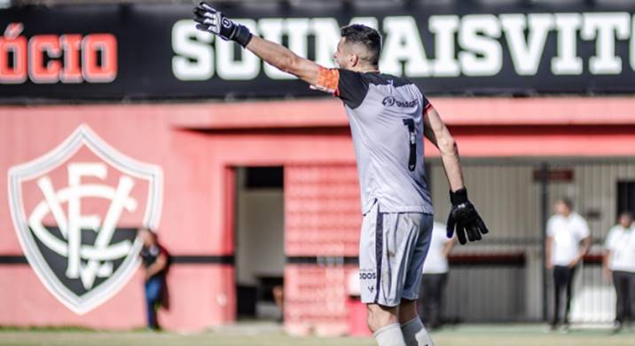 Dalton volta a negar proposta do Figueirense e quer ficar no Vitória