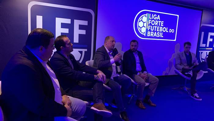 Impasse entre Ligas atrapalha avanço do Futebol Brasileiro