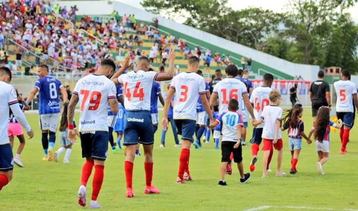 Vazado em 14 dos 18 jogos no ano, Bahia segue irritando o seu torcedor
