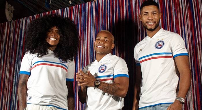 Bahia lança camisa número 1 com fitinhas do Senhor do Bonfim