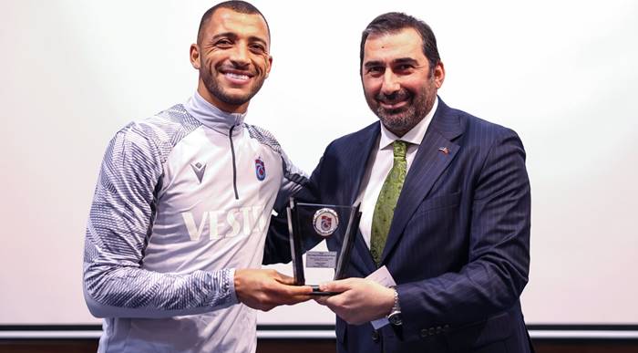 Clube turco confirma venda do zagueiro Vitor Hugo para o Bahia