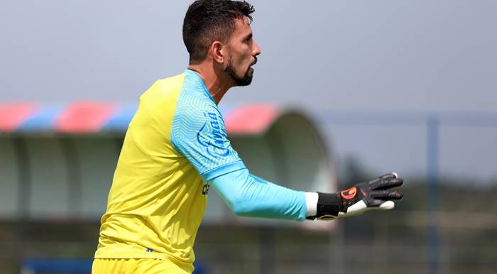 Goleiro do Bahia projeta decisão pela Copa do Brasil e fala em 38 finais na Série A