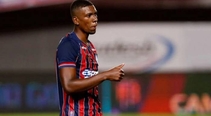 Rescisão aparece no BID, e Kanu vai assinar em definitivo com o Bahia