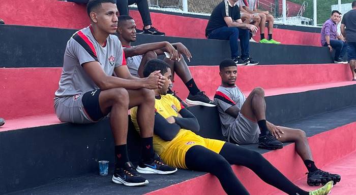 Vitória já trabalha com foco no duelo contra o ABC pela Série B