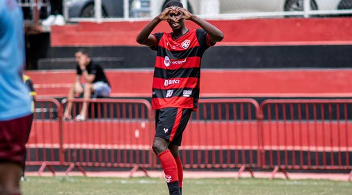 Vitória goleia o Leônico e segue 100% no Campeonato Baiano Sub-20
