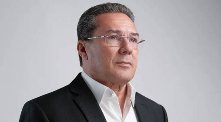 Após desistir de Roger Machado, Corinthians contrata Vanderlei Luxemburgo