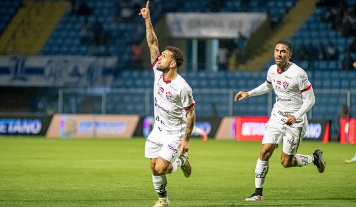 Atacante do Vitória figura na Seleção da 9ª rodada da Série B