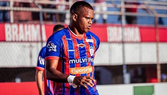 Fluminense de Feira anuncia o retorno do atacante Bambam