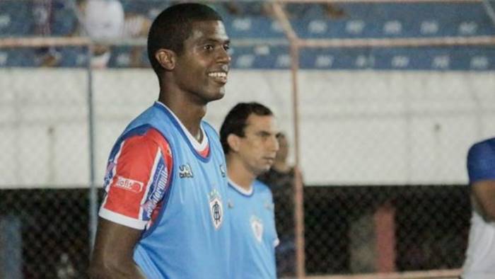 Jacobina acerta retorno de dois jogadores e contrata novo atacante