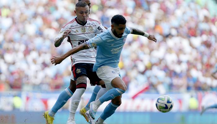 Matheus Bahia será avaliado pelo DM após sentir lesão na coxa