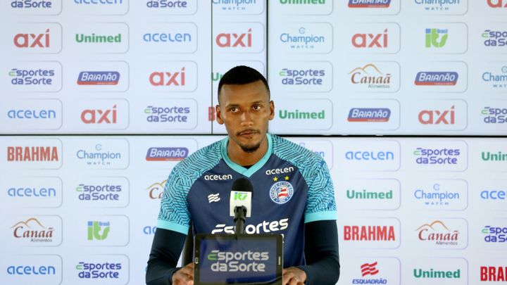 Rezende projeta duelo contra o Flamengo e destaca importância de Jacaré