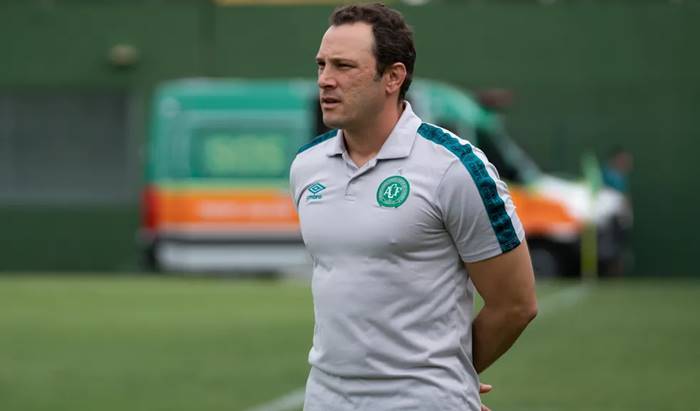 Ex-técnico do Vitória é demitido pelo Guarani após 5 jogos sem vencer