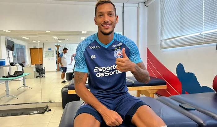 E.C Bahia: Goleiro tem lesão na coxa; Zagueiro passa por artroscopia