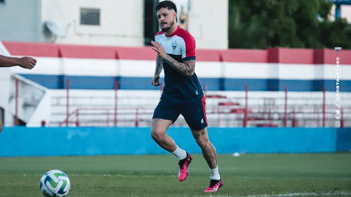 Vojvoda deve repetir time do Fortaleza diante do Bahia; Veja escalação