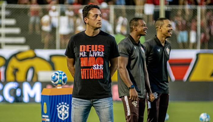 Vitória deve contratar até 6 reforços na próxima janela de transferências