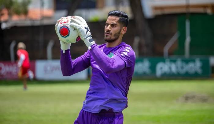 Goleiro pede para deixar o Guarani após sofrer ameaças
