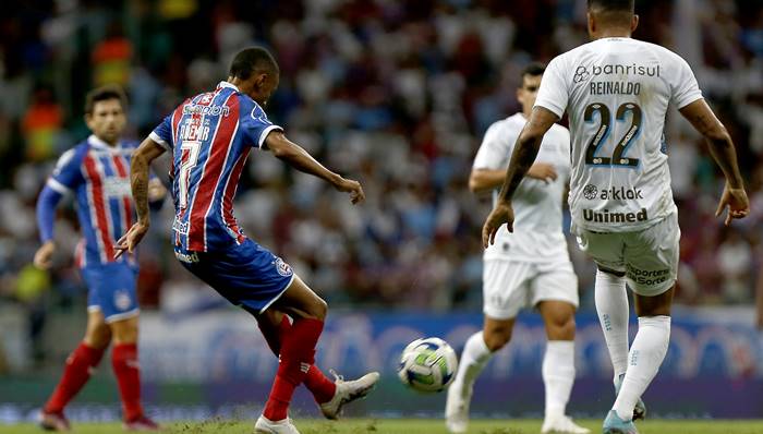 Bahia leva empate do Grêmio no fim e volta a frustrar torcida na Fonte Nova
